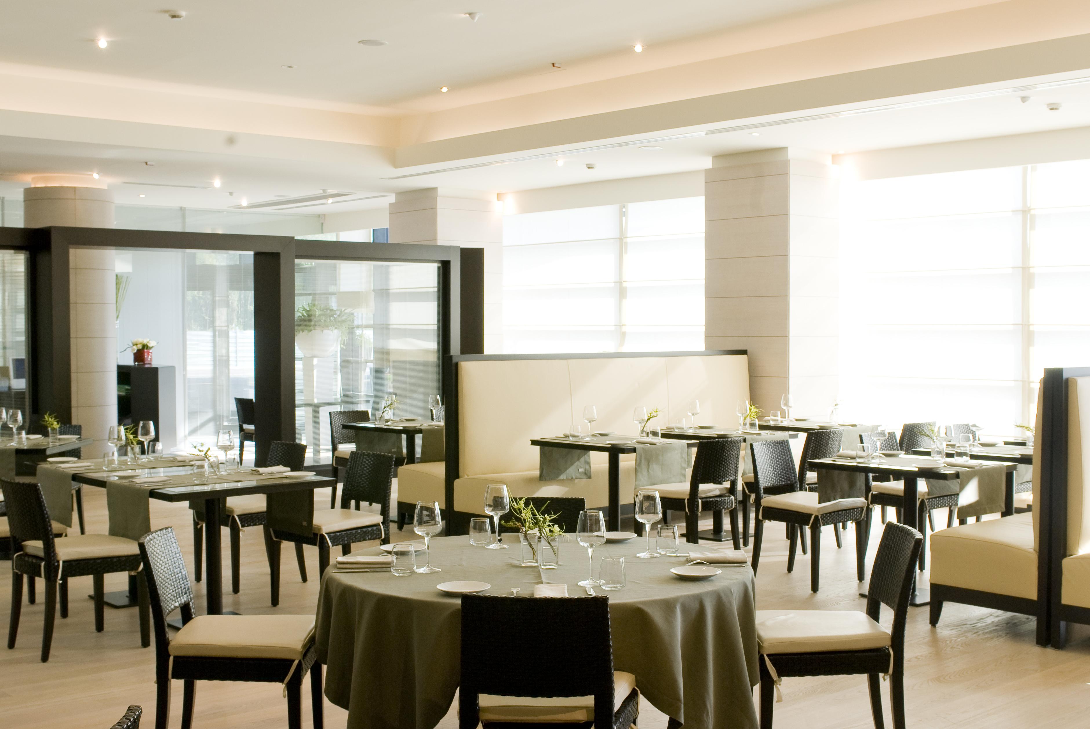 Starhotels Grand Milan Saronno Restoran fotoğraf